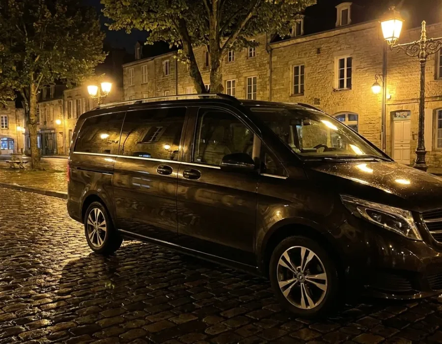 Van VTC Le Mans : Voyagez en Groupe, Confort et Espace Garantis